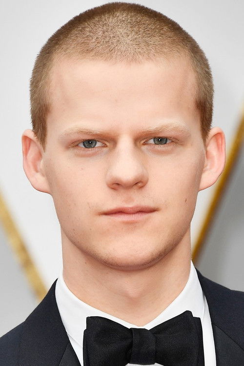 Photo of Lucas Hedges