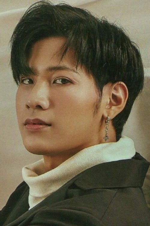 Photo of Prachaya Ruangroj