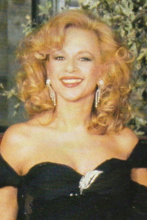 Photo of Aliki Vougiouklaki