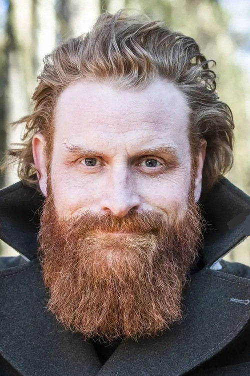 Photo of Kristofer Hivju
