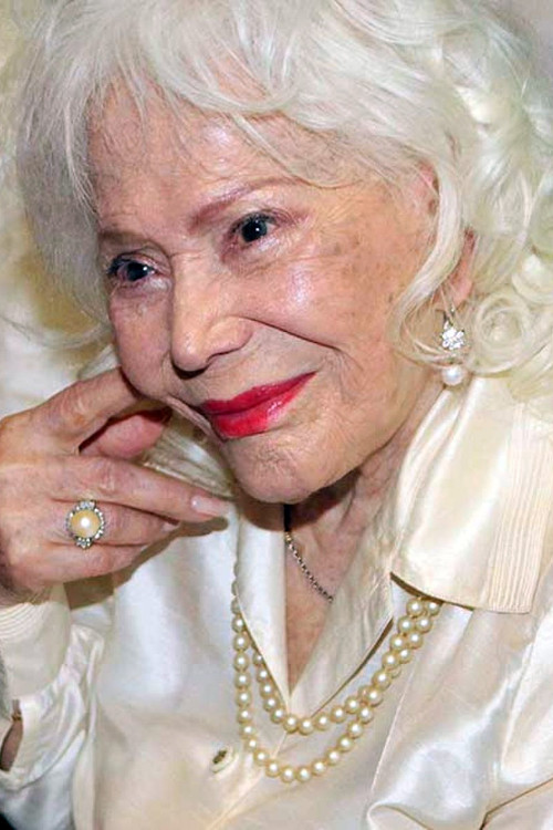 Photo of Elena Lucena