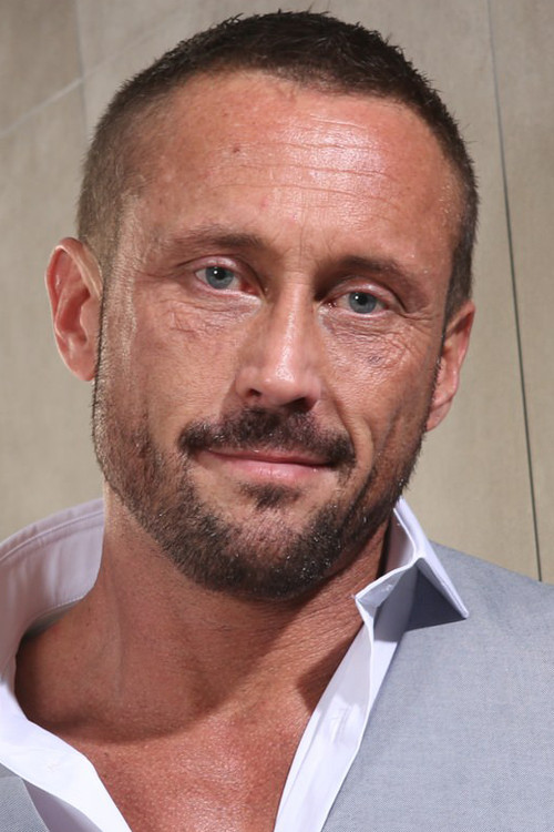 Photo of Myles Landon