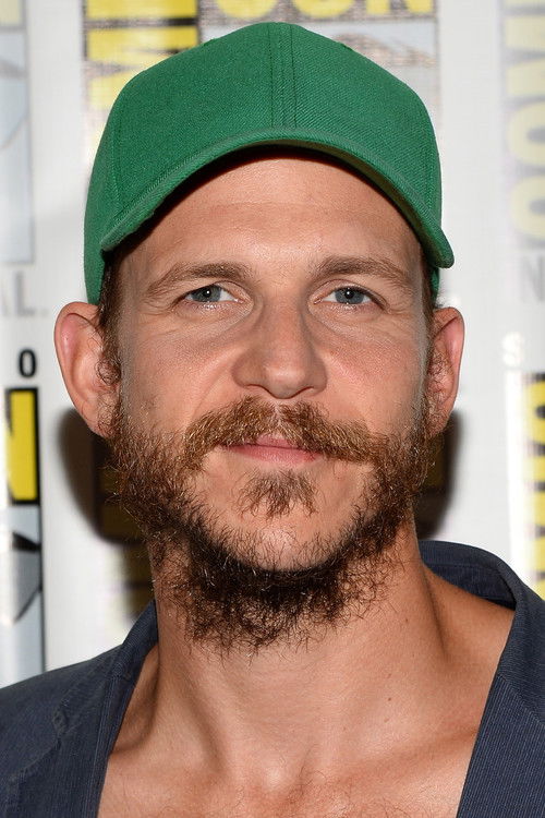 Photo of Gustaf Skarsgård