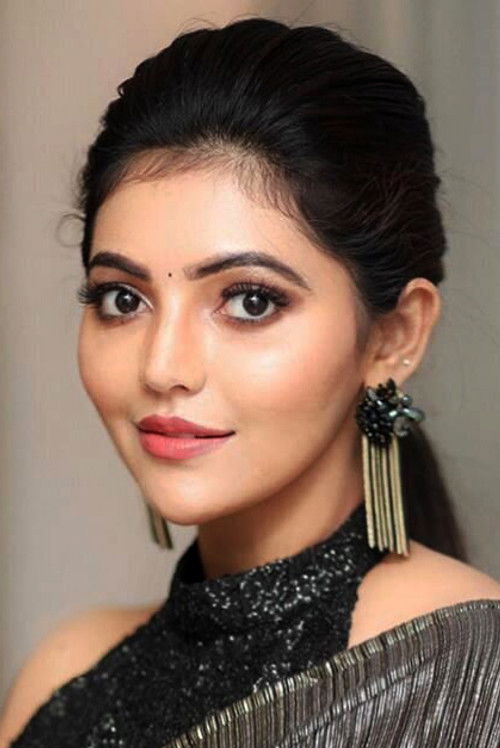 Photo of Athulya Ravi