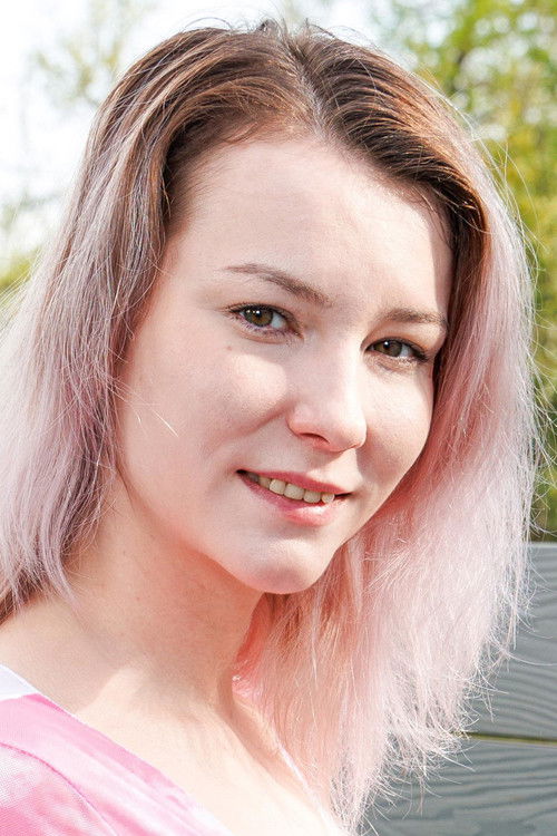 Photo of Alice Paradise