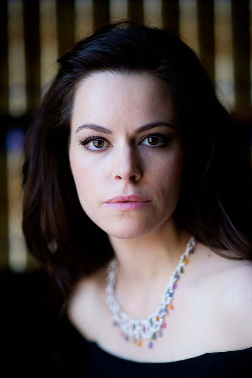 Photo of Emily Hampshire