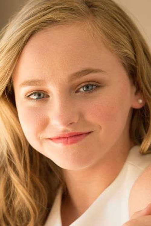 Photo of Madison Wolfe
