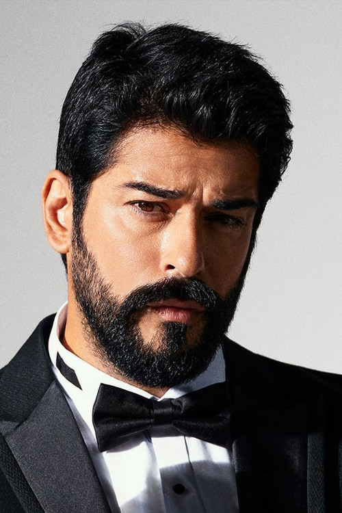 Photo of Burak Özçivit