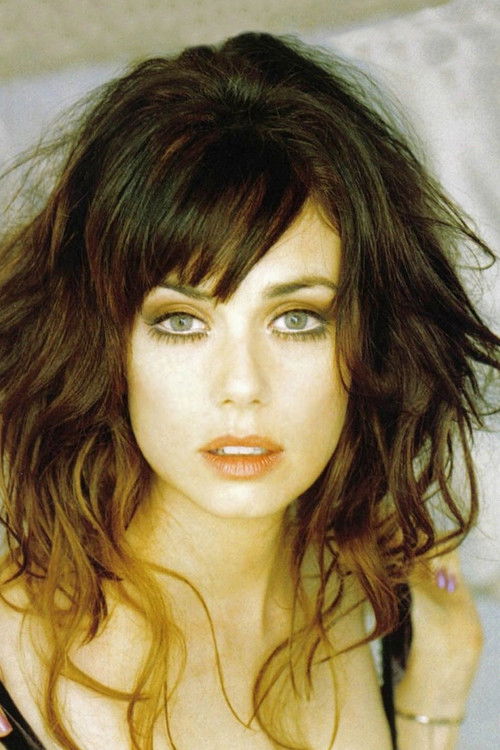 Photo of Mia Kirshner