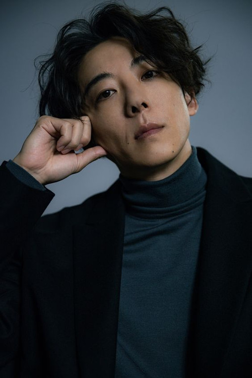 Photo of Issey Takahashi