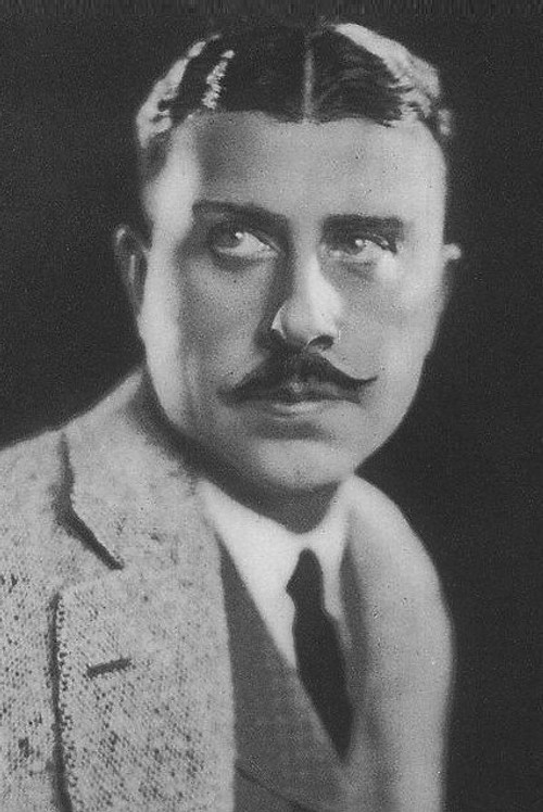 Photo of Stuart Holmes