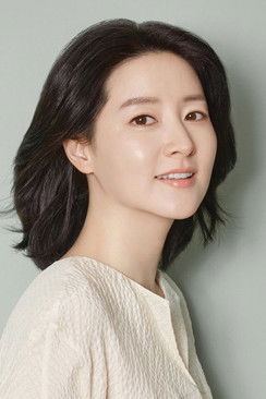 Photo of Lee Young-ae