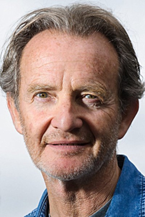 Photo of Anton Lesser