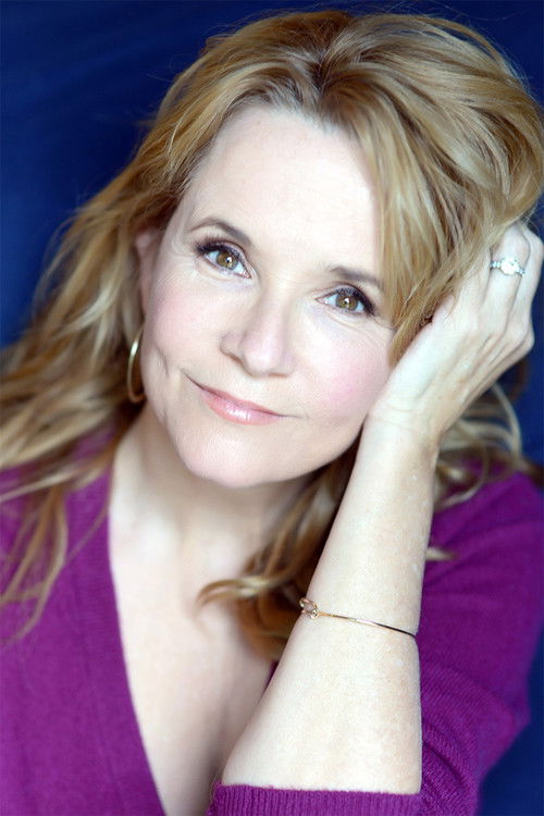 Photo of Lea Thompson