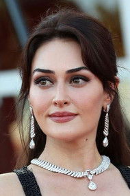 Photo of Esra Bilgiç