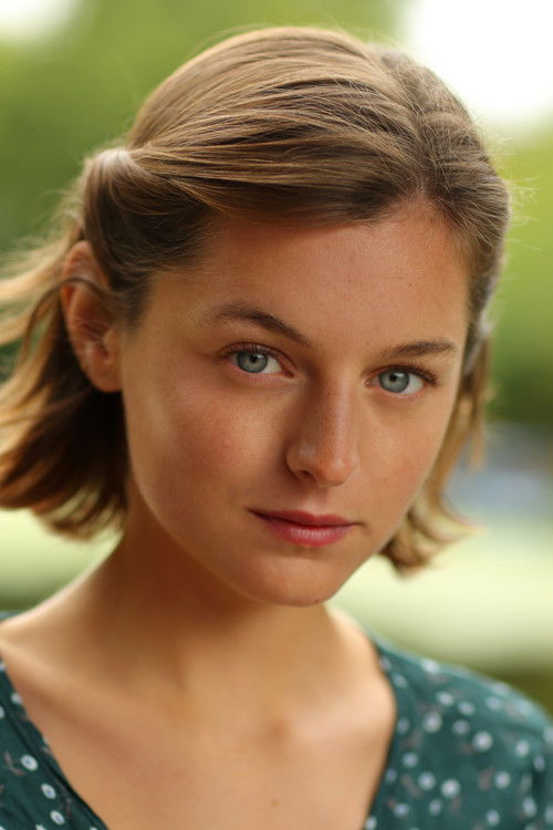 Photo of Emma Corrin
