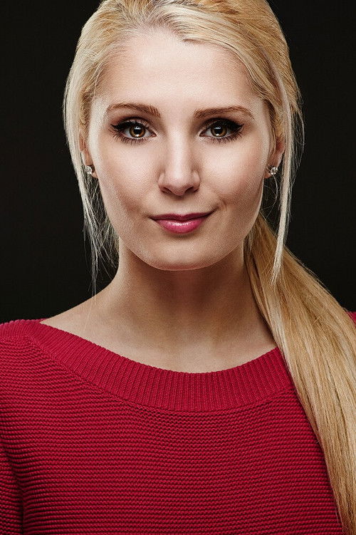 Photo of Lauren Southern