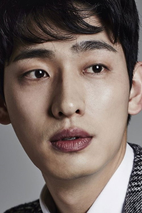 Photo of Yoon Park