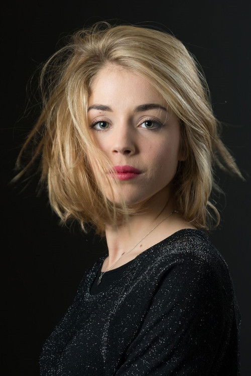 Photo of Alice Isaaz