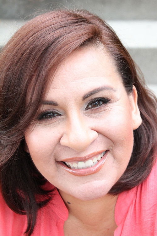 Photo of Elizabeth Alvarez