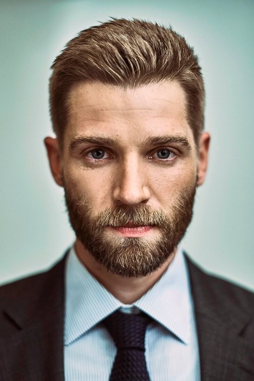Photo of Mike Vogel