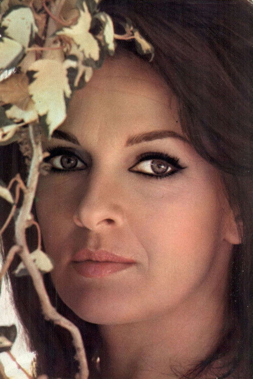 Photo of Lisa Gastoni