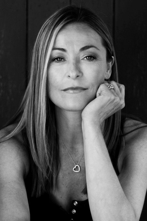 Photo of Amanda Donohoe