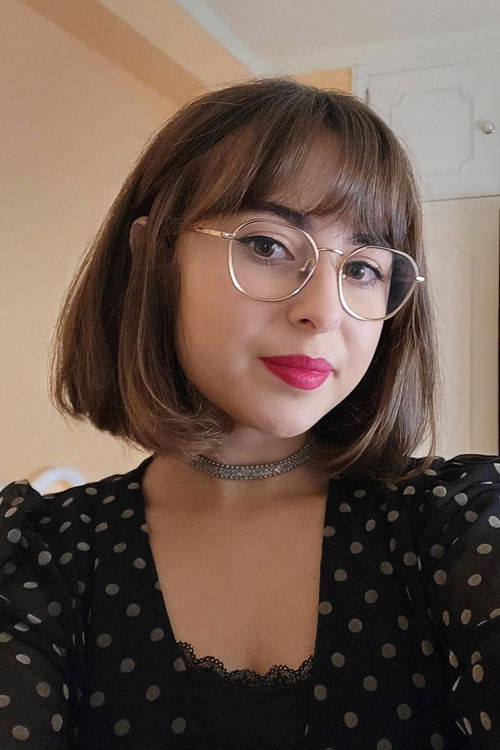 Photo of Mariana Pereira