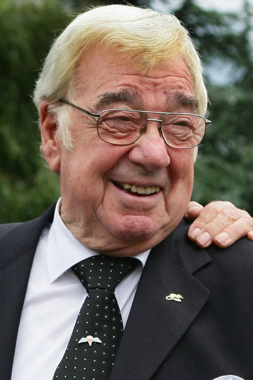 Photo of Frank Carson