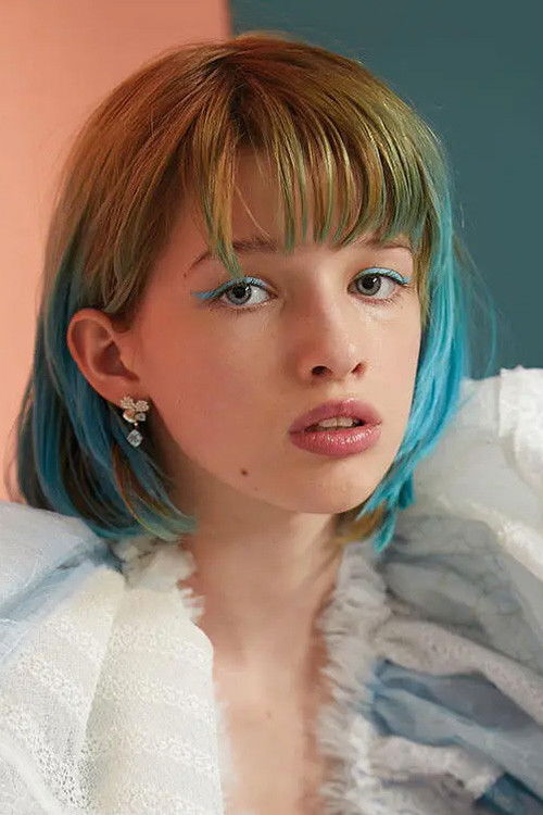 Photo of Ever Anderson