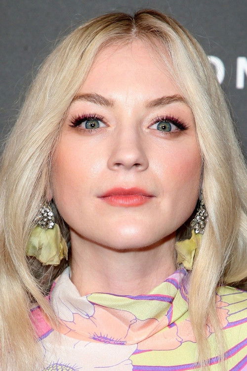 Photo of Emily Kinney