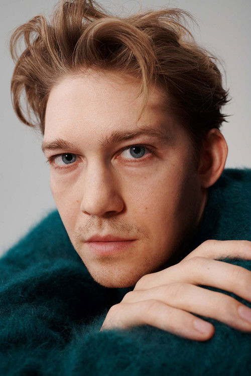 Photo of Joe Alwyn