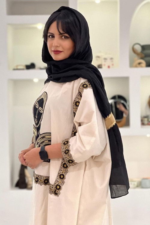 Photo of Niloufar Koukhani