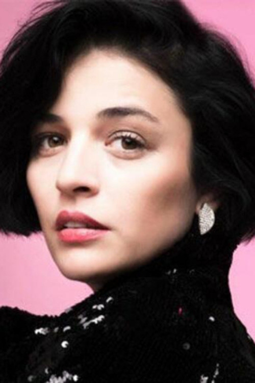 Photo of Gonca Vuslateri