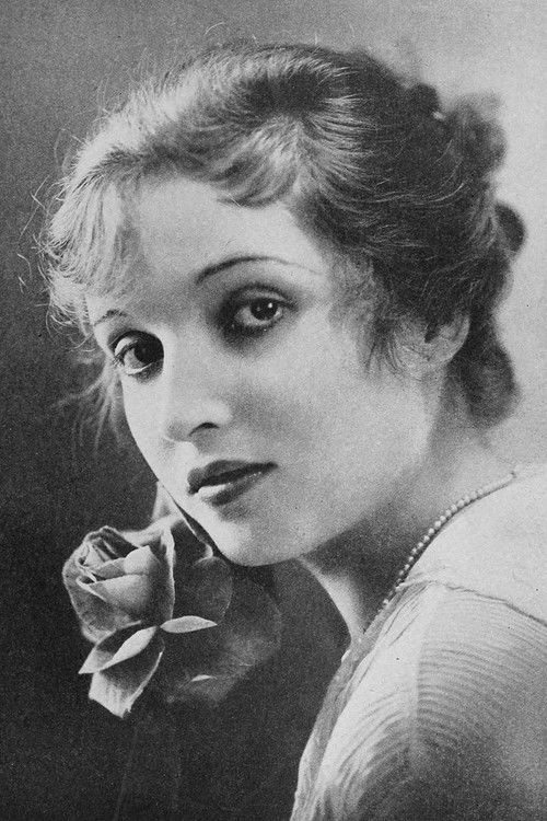 Photo of Alice Joyce