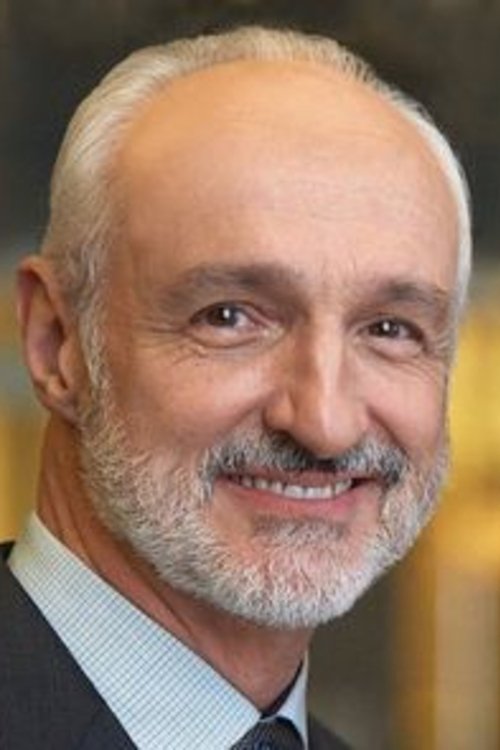 Photo of Michael Gross