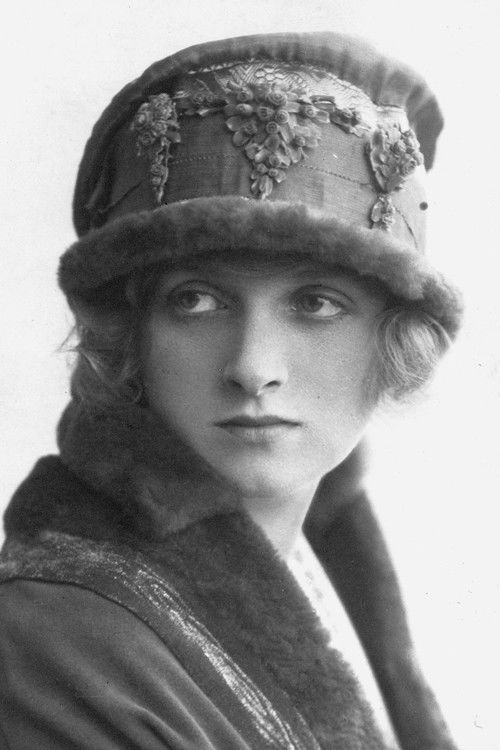 Photo of Gladys Cooper