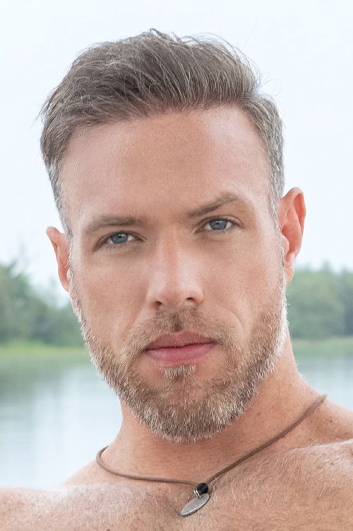 Photo of Alex Mecum