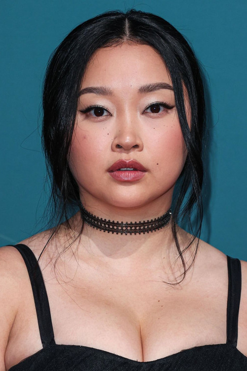 Photo of Lana Condor