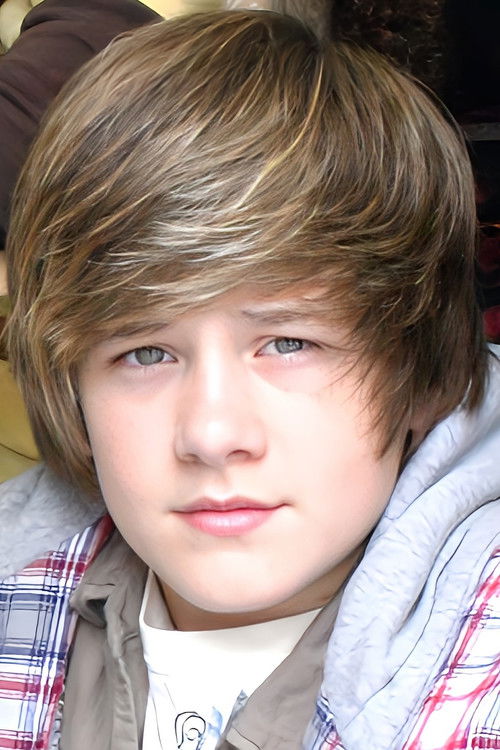 Photo of Luke Benward