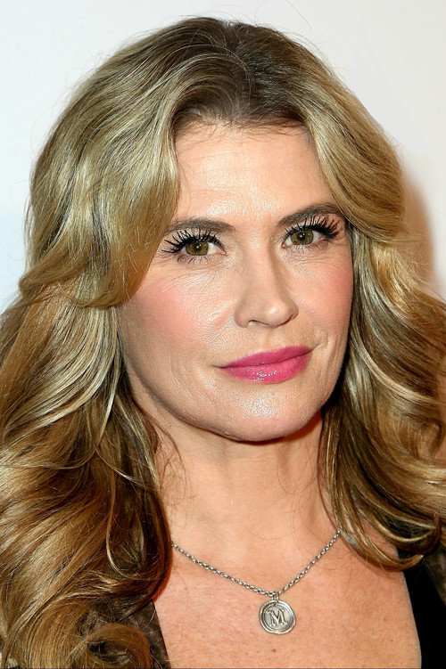 Photo of Kristy Swanson