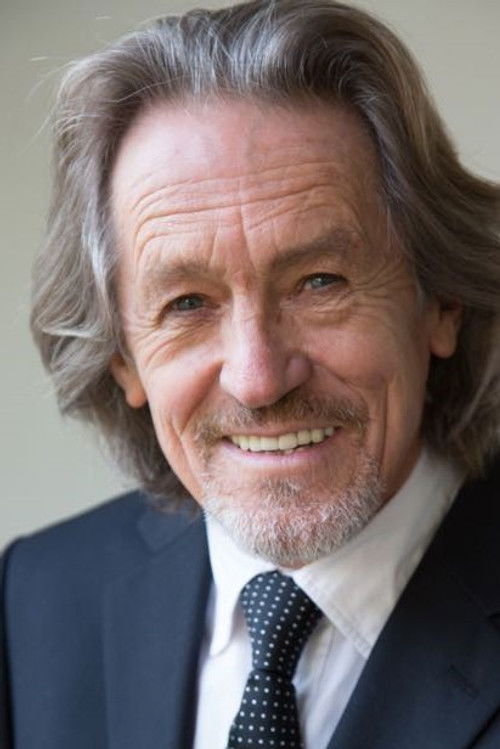 Photo of Miles Anderson