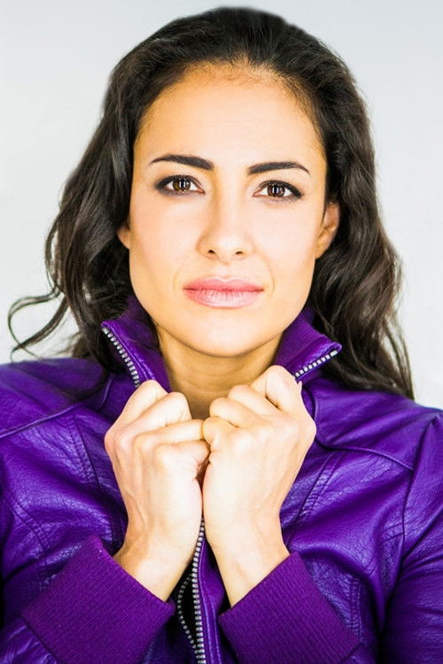 Photo of Nicola Correia Damude