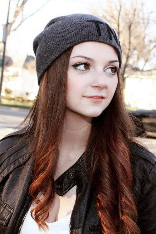 Photo of Jessica Clement