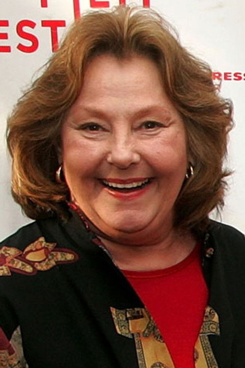 Photo of Carlin Glynn