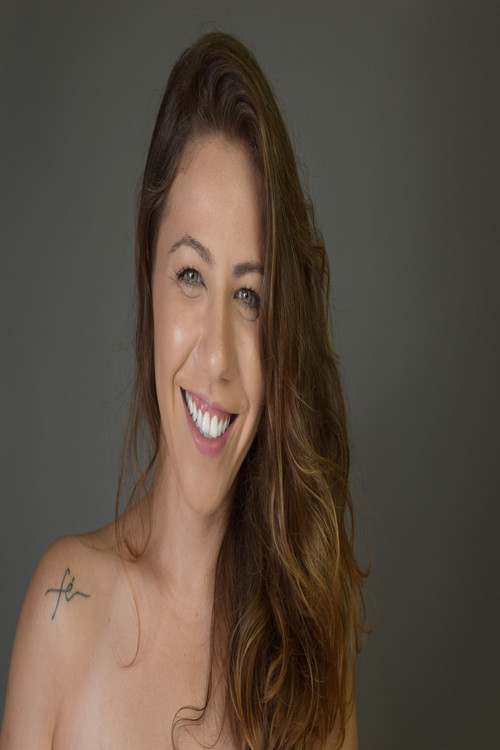 Photo of Aline Carválho