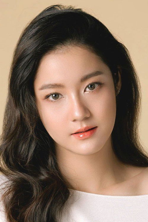 Photo of Tipnaree Weerawatnodom