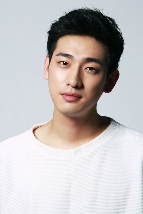 Photo of Yoon Park