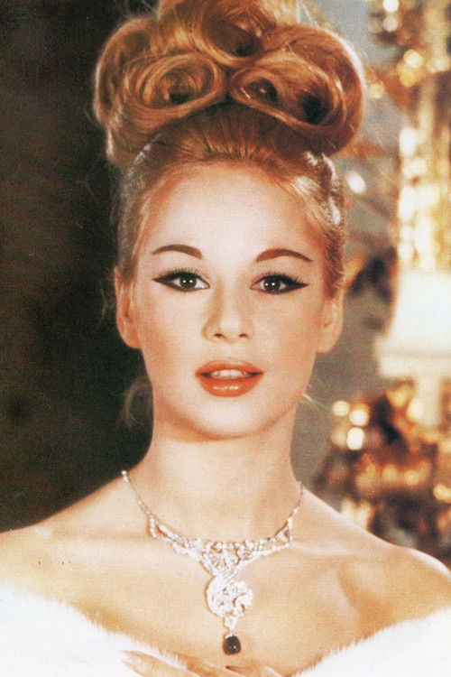 Photo of Aliki Vougiouklaki