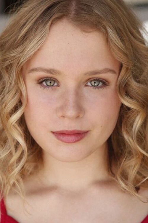 Photo of Eliza Scanlen
